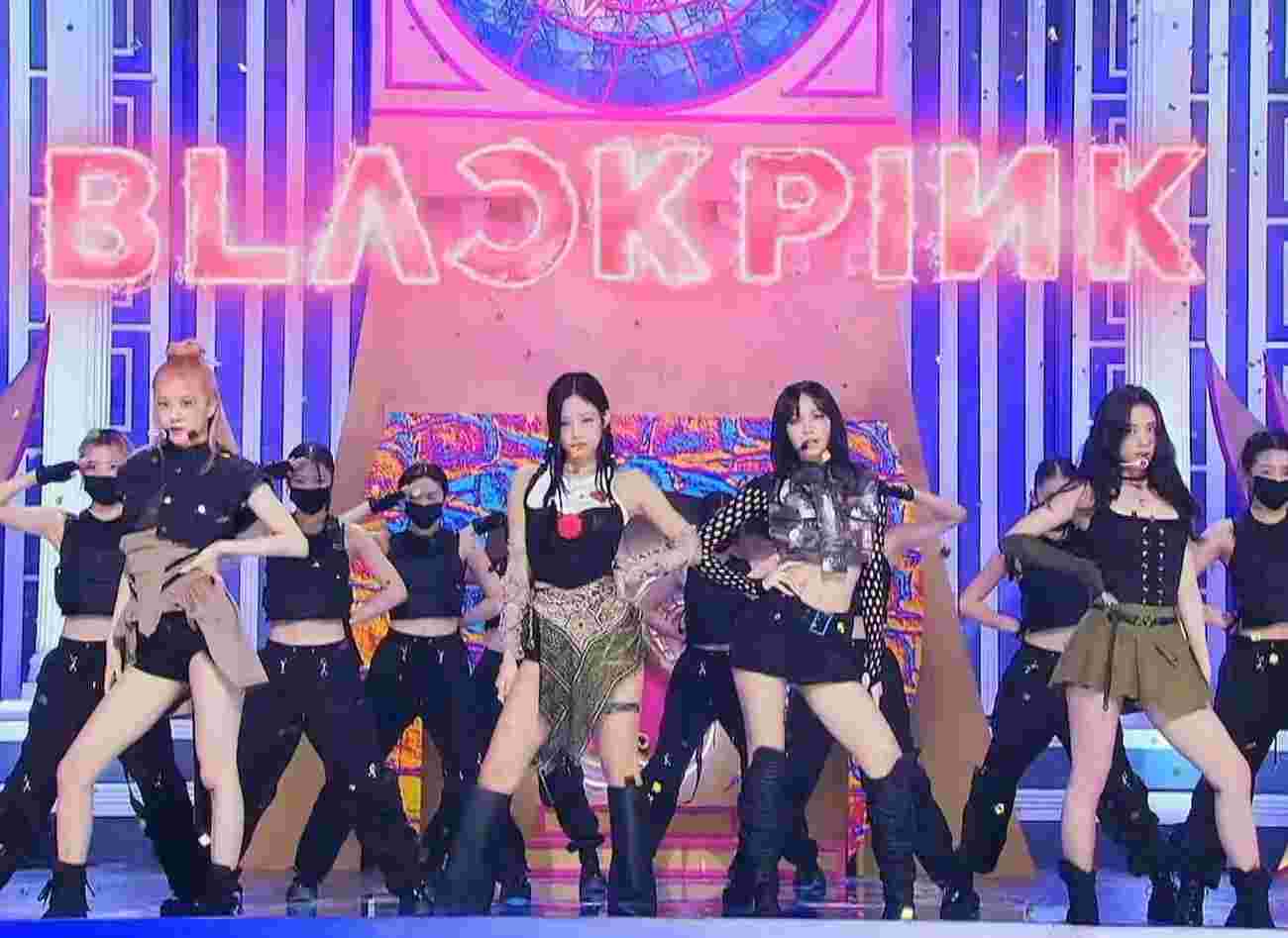 فرقة بلاك بينك أغنية Pink Venom في حفل جوائز Inkigayo