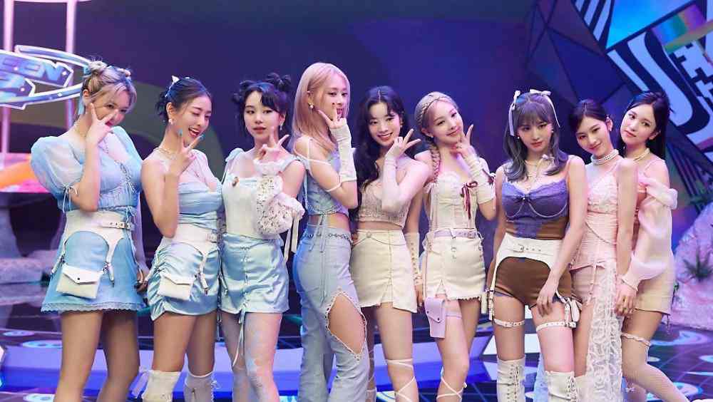  فرقة توايس TWICE في طريقها للإنهيار